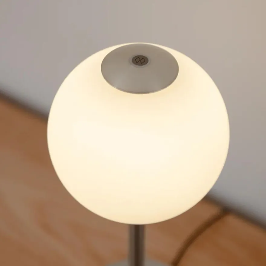 Audrey bordlampe med USB-C