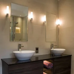 Bari vegglampe