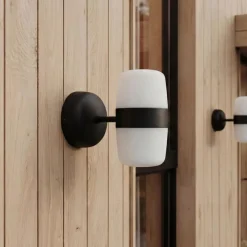 Dahl Hall utendørs/innendørs vegglampe