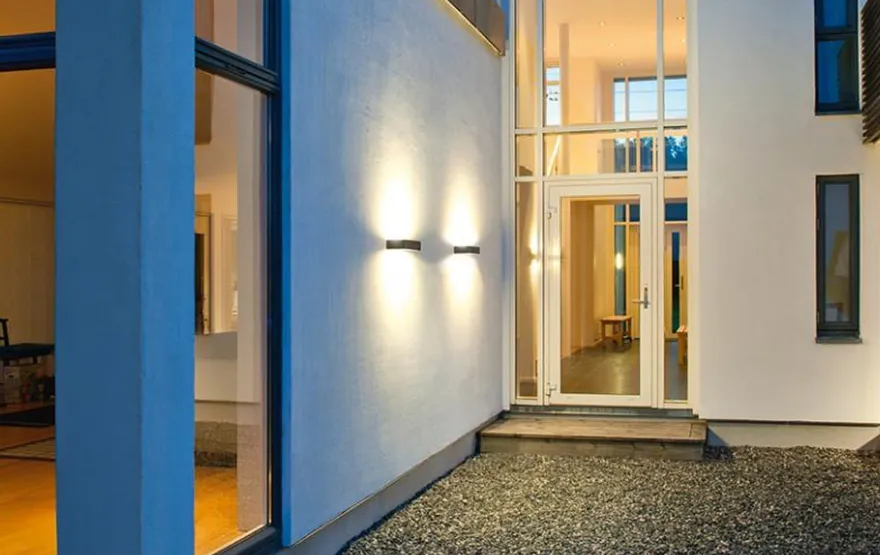 Edge vegglampe opp/ned 10W 2700 Kelvin dimbar IP65