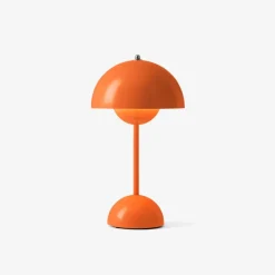 Flowerpot VP9 bærbar bordlampe