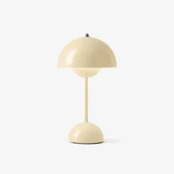 Flowerpot VP9 bærbar bordlampe