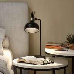 Juna bordlampe