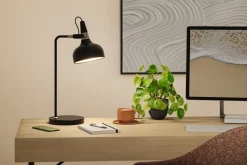 Juna bordlampe