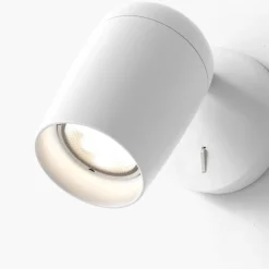 Koto vegglampe med bryter