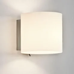 Luga vegglampe - Opal glass