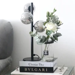 Molekyl bordlampe