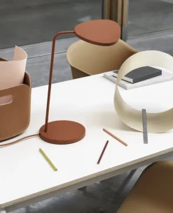 Muuto Leaf bordlampe