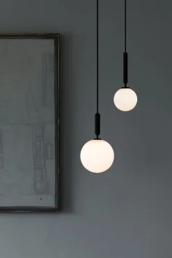 Nuura Miira 1 large svart / opal
