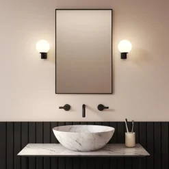 Sagara Vegglampe IP44