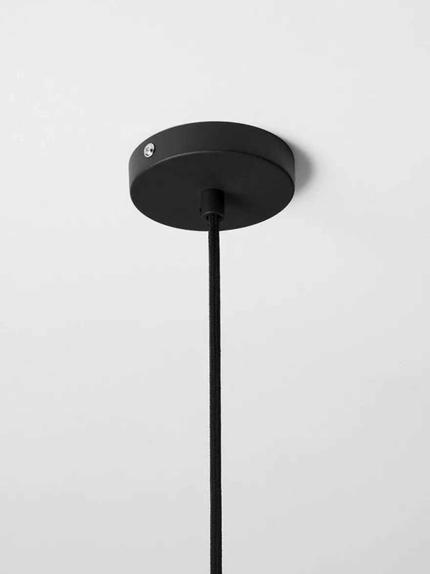 Socket takpendel lav - svart