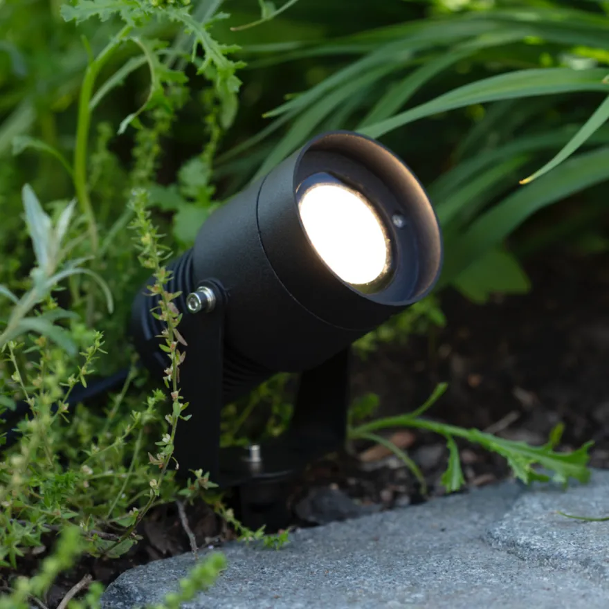 Spot 15w - Garden 24 - Svart