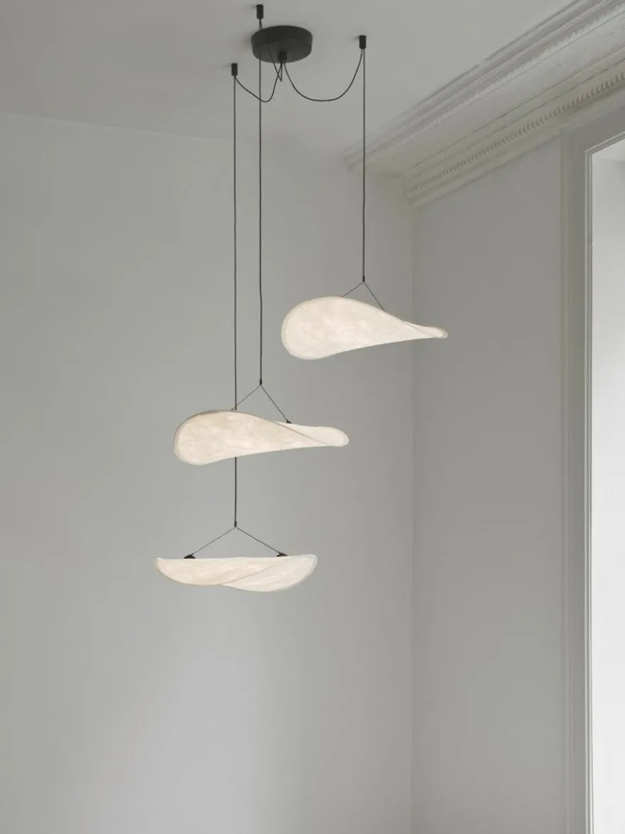 Tense chandelier