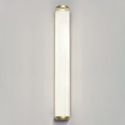 Versailles 600 vegglampe 25W IP44 3000 kelvin - Matt Gullfarget