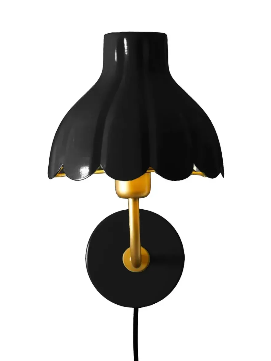 Wells vegglampe